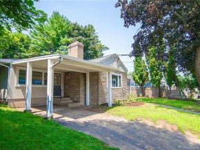 Shore Drive - 2 Bedroom/2 Bath/Bunk/Queen Oasis Waterford
